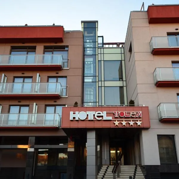 Hotel Tolea、トゥルゴヴィシュテのホテル