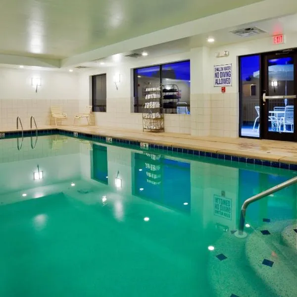 Holiday Inn Express Hotel & Suites Kodak East-Sevierville by IHG, hotel a Kodak