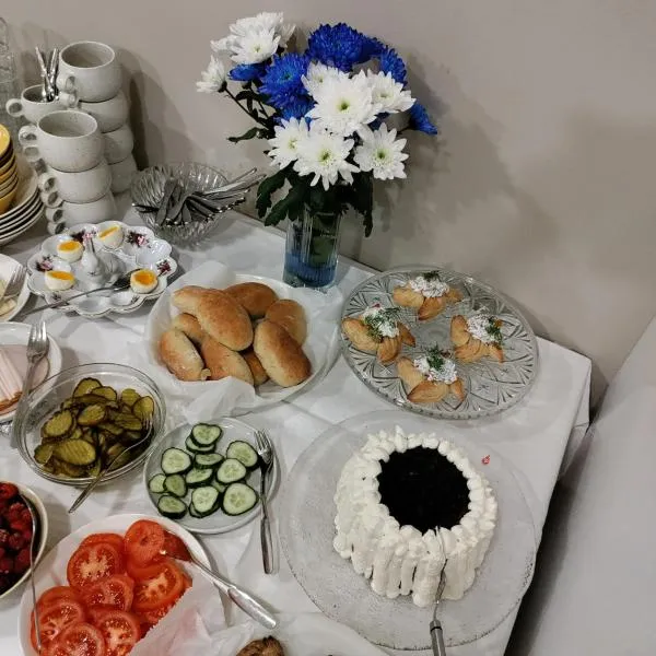 Maatilamatkailu Jänisvaara aittahuoneet, hotel v destinaci Kolinkylä