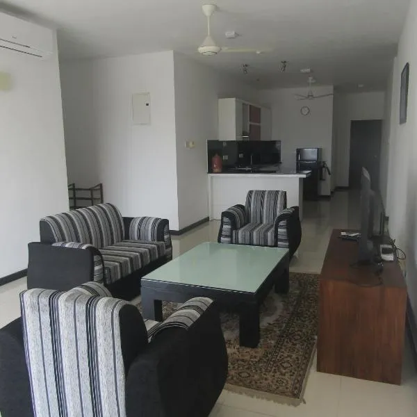 Luxury Penthouse Suite at The Highness Rajagiriya, hotel v destinaci Rajagiriya