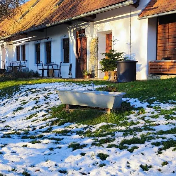 Historický objekt Ailit, hotel i Podbranč