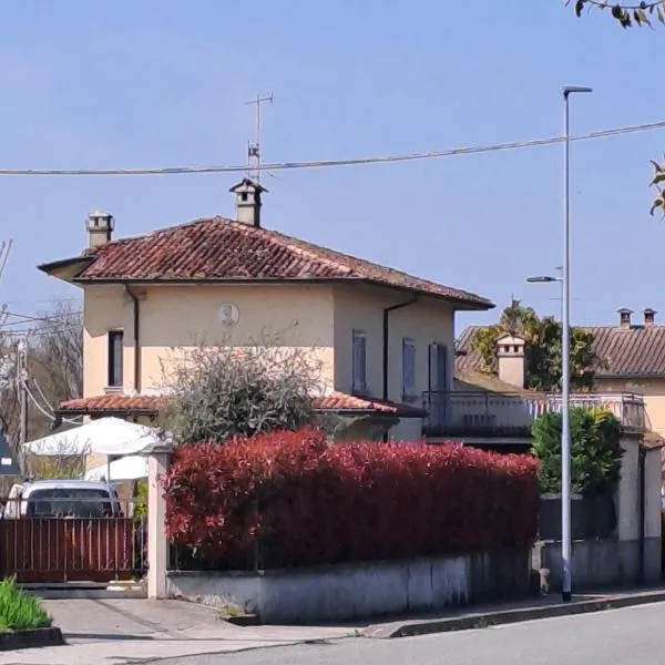 Villa Atlantica B&B, hotel v destinaci Manerbio