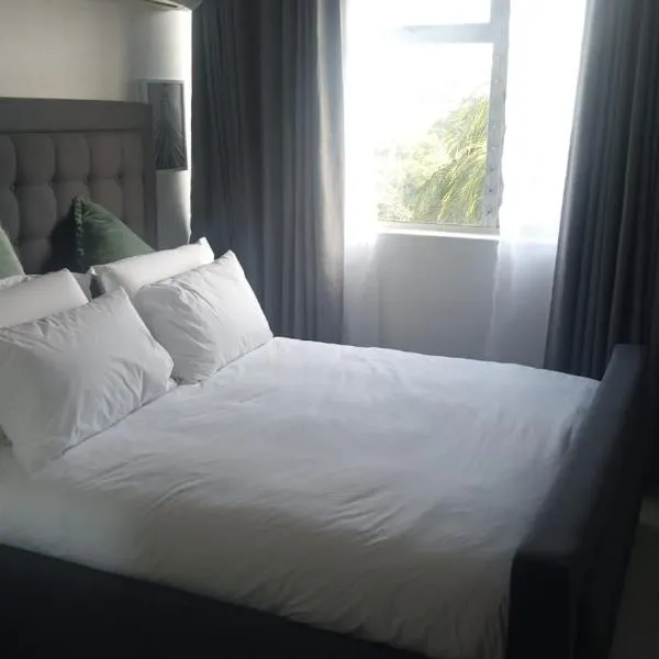 Chakas Rock Chalet 57, hotel in Ballito