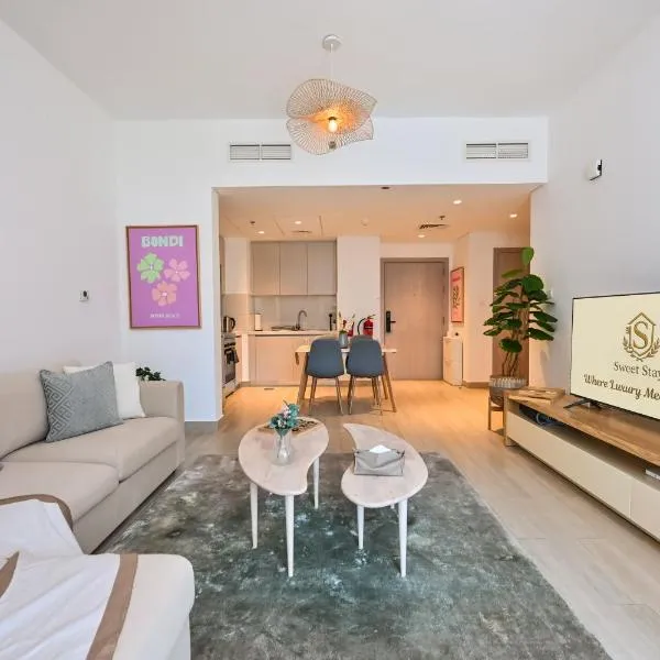 Walk To Mall, Chic Decor 1br! Near Ferrari, F1, ξενοδοχείο στο Άμπου Ντάμπι