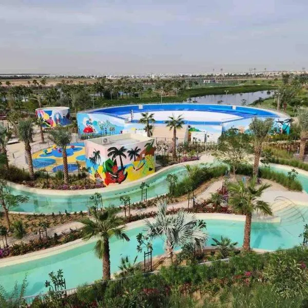 Chic 3BR Villa Victoria, Kids Fun, Waterpark!, hotel a ‘Ūd al Bayḑāʼ