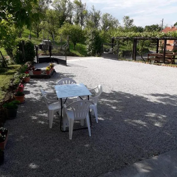 Apartman-Guest House "Oliver", hotel v destinaci Gvozd