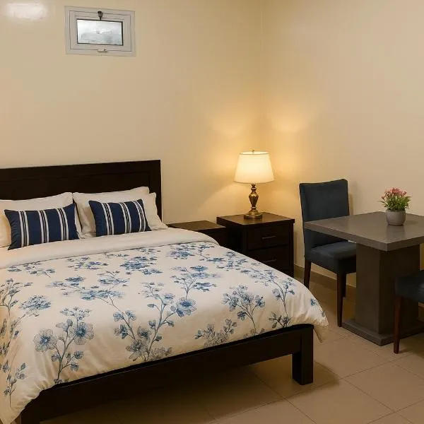 Chambre meublée à Ngor dans une zone calme et accessible, hotel in Ngor