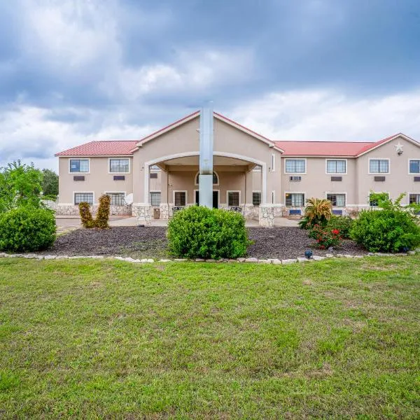 Texan Inn By OYO Beeville US-181, hotel v destinaci Beeville
