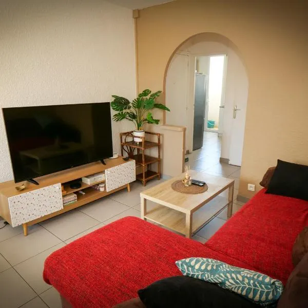 Appart 6 pers Marignane à 5 min -plage et aéroport, hotel v destinácii Marignane
