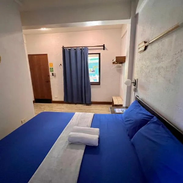 Island Lyfe Adventures, hotel in El Nido