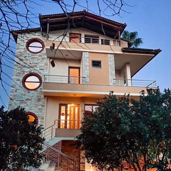 Triena Rooms, hotel v destinaci Fier