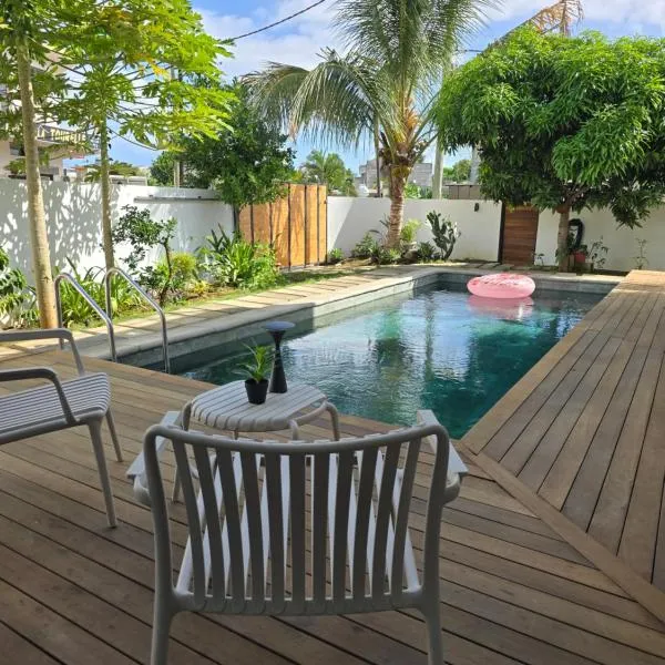 Carlos Villa Poolside, hotel Tamarinban