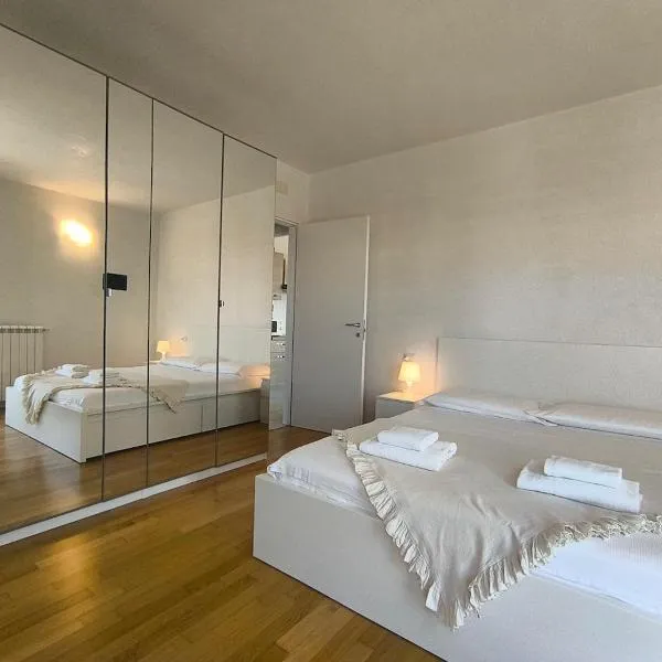 The house of veils - Elegance and comfort Rho Fiera, hotel in Pregnana Milanese
