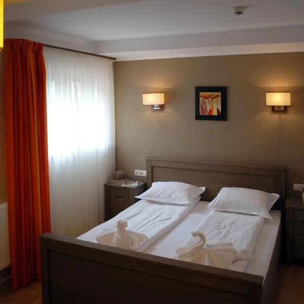 Septimia Hotels & Spa Resort、オドルヘユ・セクイエスクのホテル