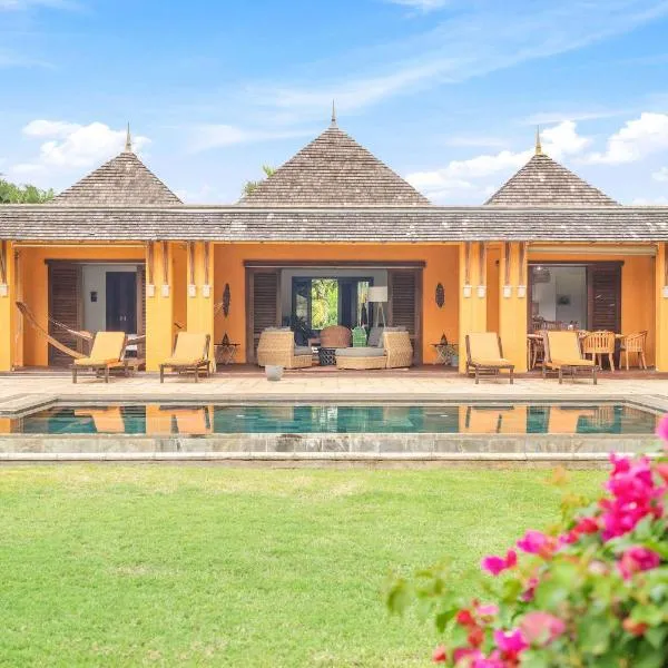 Villa Arcana - Exclusive stay in Mauritius by Sealodge, khách sạn ở Tamarin