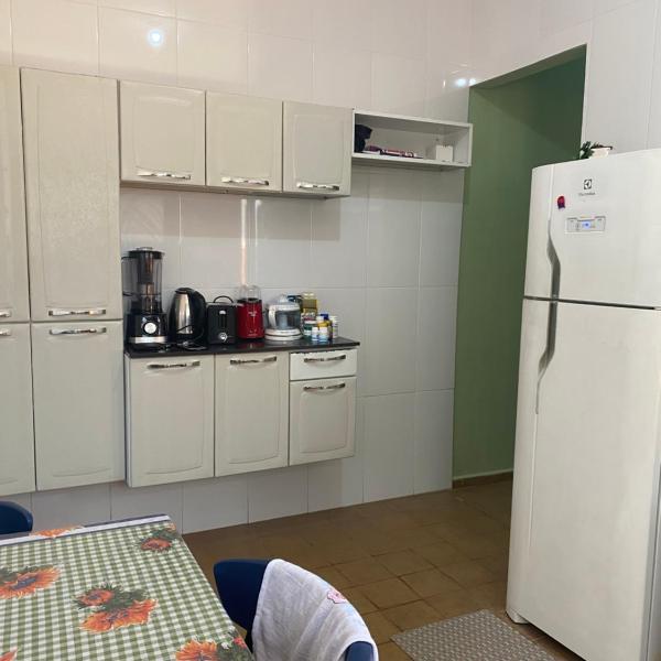 Casa pé na areia 50 metros do mar próximo a Plataforma de Pesca e Feirinha de Artesanato ótimo lugar para relaxar com a família - Foto 4