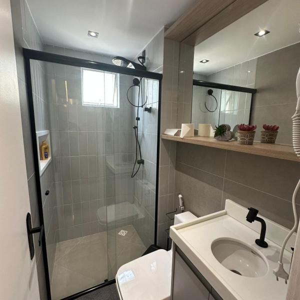 Apartamento moderno com 2 quartos e cama queen-size - Foto 3