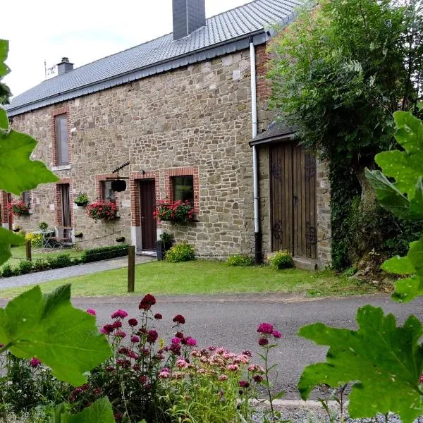 Au Vieux Fenil, hotel v destinaci Rendeux