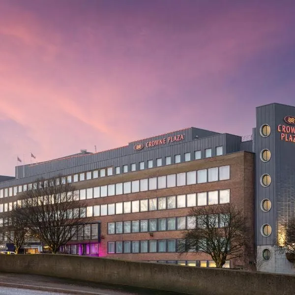 Crowne Plaza London Ealing by IHG, hotel in London