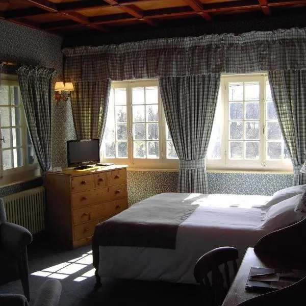 Auberge Des Chasseurs – hotel w mieście Échenevex