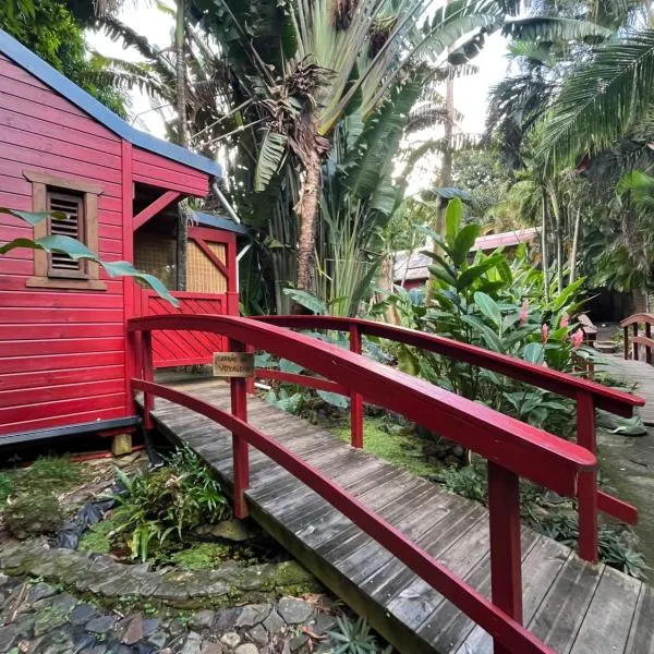 Le MORNE Aux F0US Cabanes & Jardin Tropical, Hotel in Deshaies