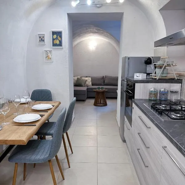 Casa Sinizzo, hotel in San Demetrio neʼ Vestini
