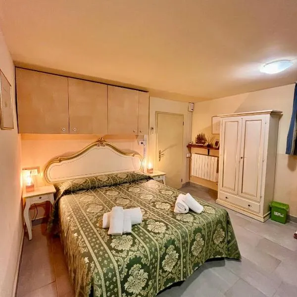 San Marcuola - Central private room in Venice, hotel v Benátkách