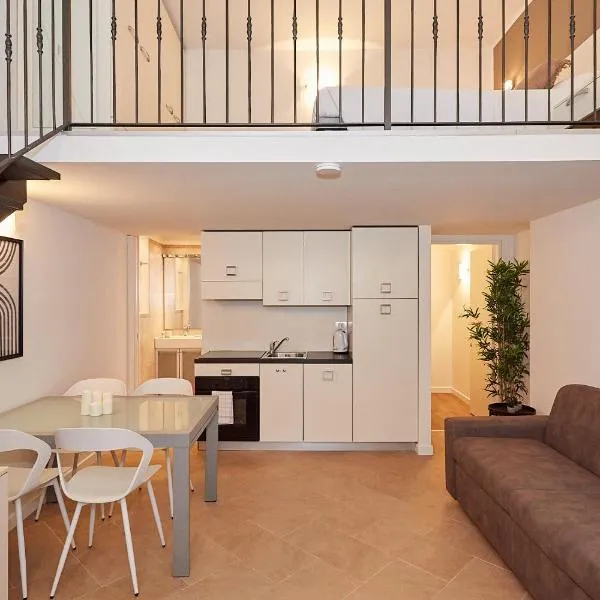 Broglio Studios, hotel v Miláne