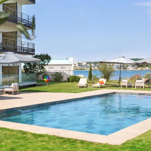 Golden Tulip Hotel & Rooftop Martigues Provence – hotel w mieście Martigues