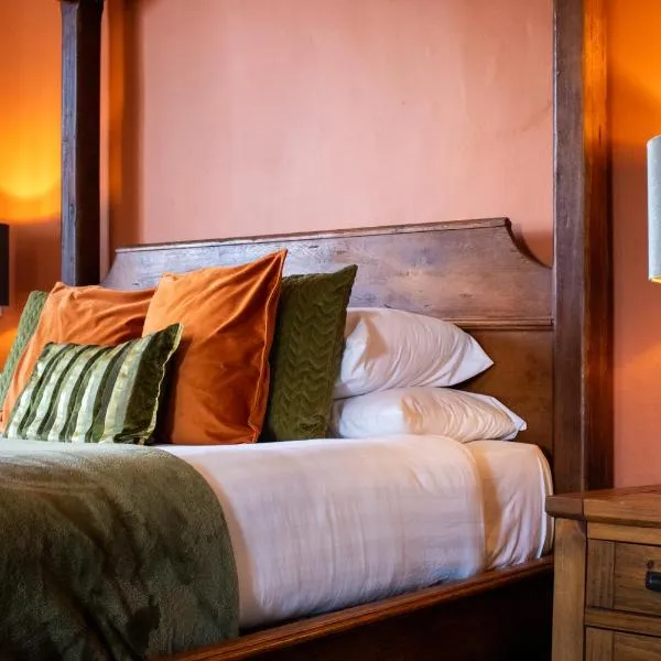 Scole Inn Hotel、ディスのホテル