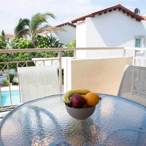 Pavilion Apt Cozy 2BR by Elysio, hotel in Paralimni