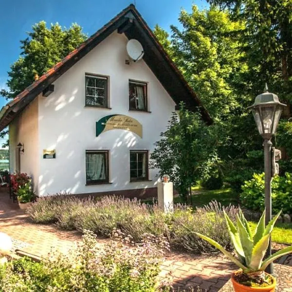 Chalet am See Sader, hotel a Buckow