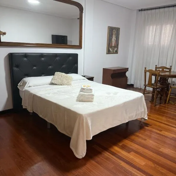 Habitaciones Lola, hotel v destinaci Arriondas