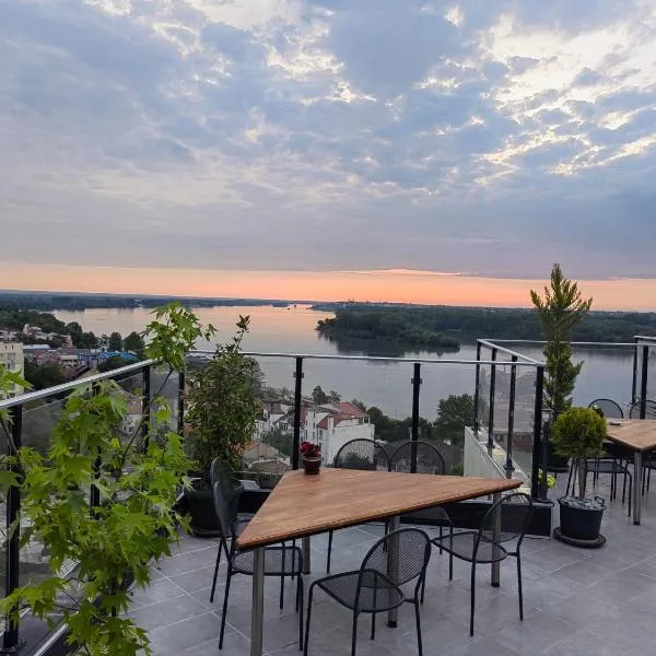 Rovno Hotel, готель у місті Видин