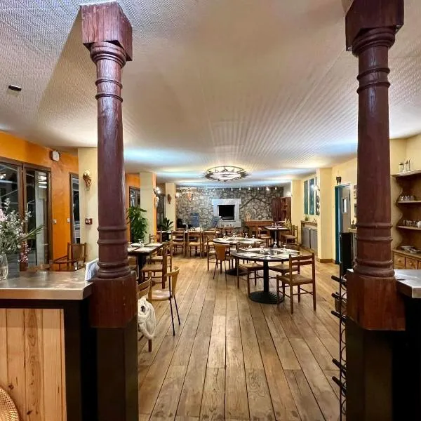 Le Boréal, hotel v destinaci La Bastide-de-Sérou