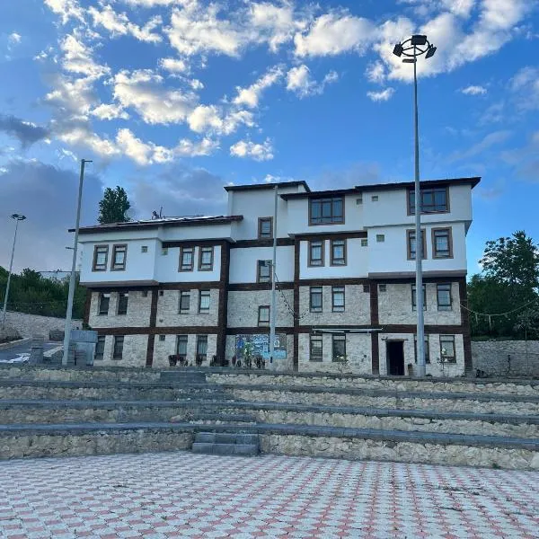 Kaşkaloğlu Hotel, hotel v mestu Arapkir