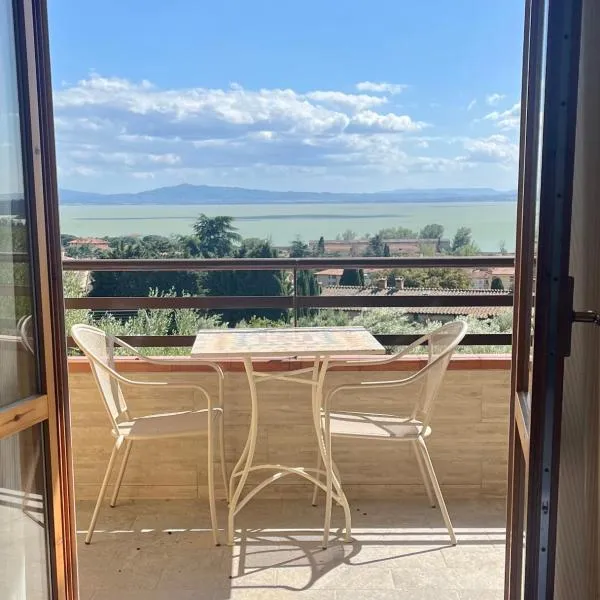 Slow Life La Casa sul Lago --- di Jenny Via Vittorio Minelli Completamente climatizzata, hotel in Passignano sul Trasimeno