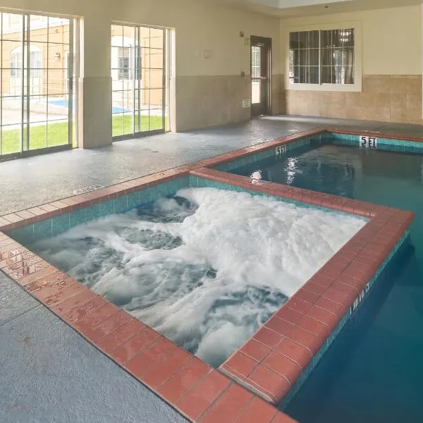 Platinum Inn & Suites Webster, hotel v destinaci Webster