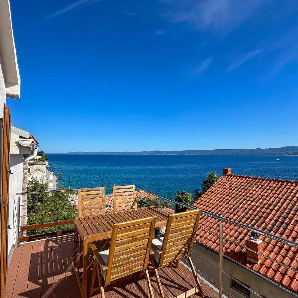 Sea Pearl Residence - Top beachfront location apartments in Bol centre, hotel in Bol