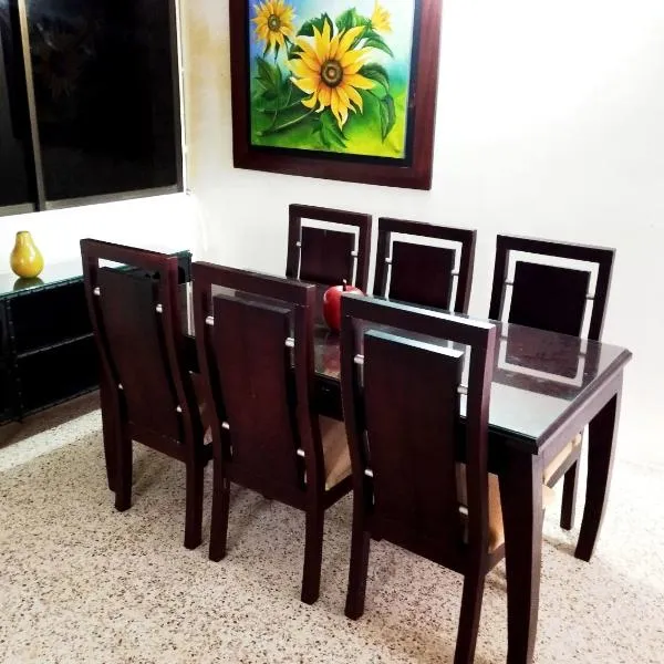 Golden House III, hotel in Valledupar