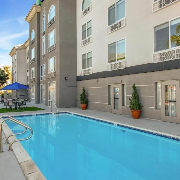 Holiday Inn Express San Diego - Sorrento Valley by IHG, hotel u gradu Sorrento