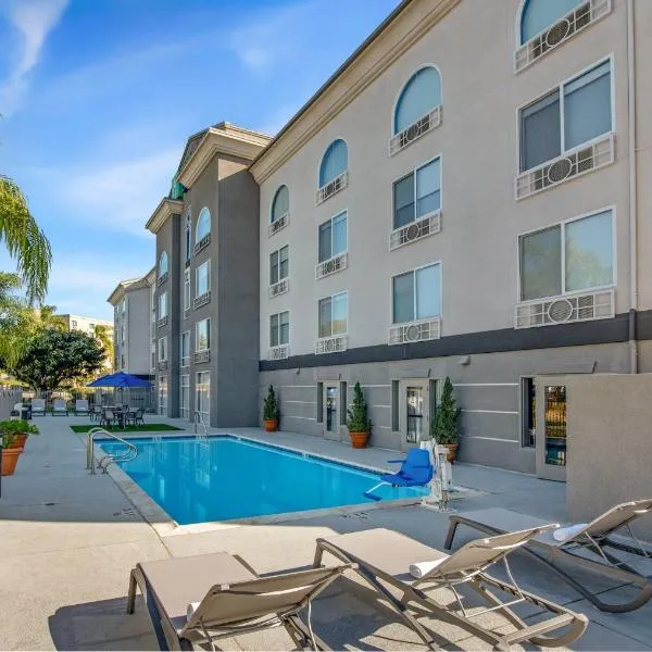 Holiday Inn Express San Diego - Sorrento Valley by IHG, хотел в Sorrento