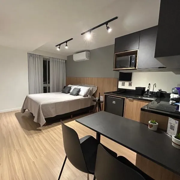 Studio moderno e novo perto do MAC - UNI Home 113 - Boa Viagem, hotel in Niterói
