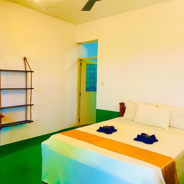 Marina Way Hotel- Surf Lesson & Tour, hotel v destinaci Arugam Bay