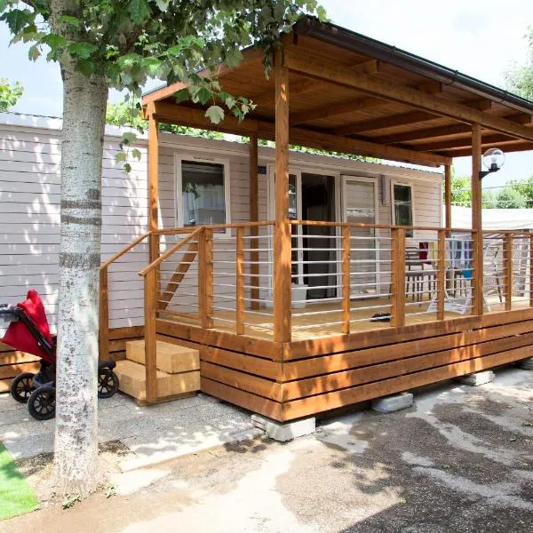 Camping Liana, hotel v destinaci Senigallia