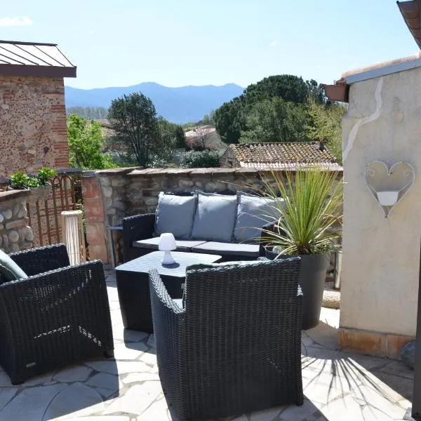 Maison de village palau del vidre, hotel in Palau-del-Vidre