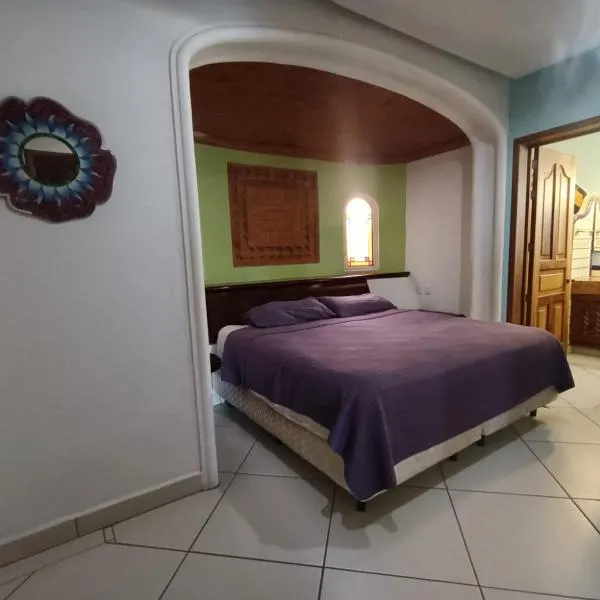 Suites Revolución Sayulita, отель в городе Саюлита