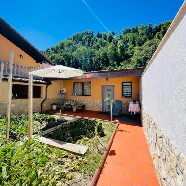 Chez Fifi, hotel en Surpierre