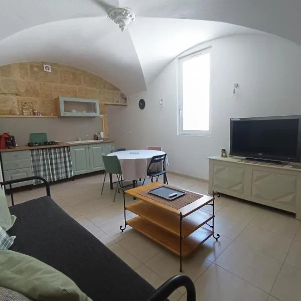 Dans maison de maître, appartement indépendant., hotel v destinaci Montfrin