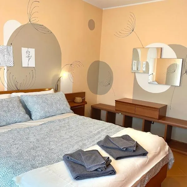 Domus Ciampino 4 bedrooms apartment, hotel v destinaci Ciampino